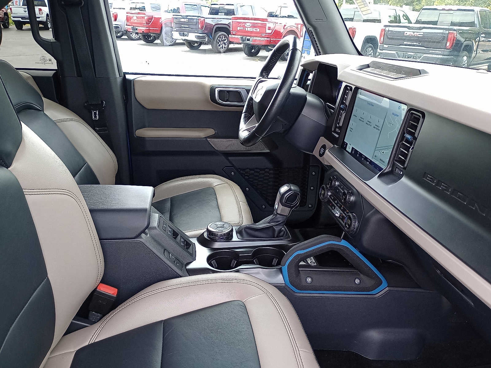 2023 Ford Bronco Base