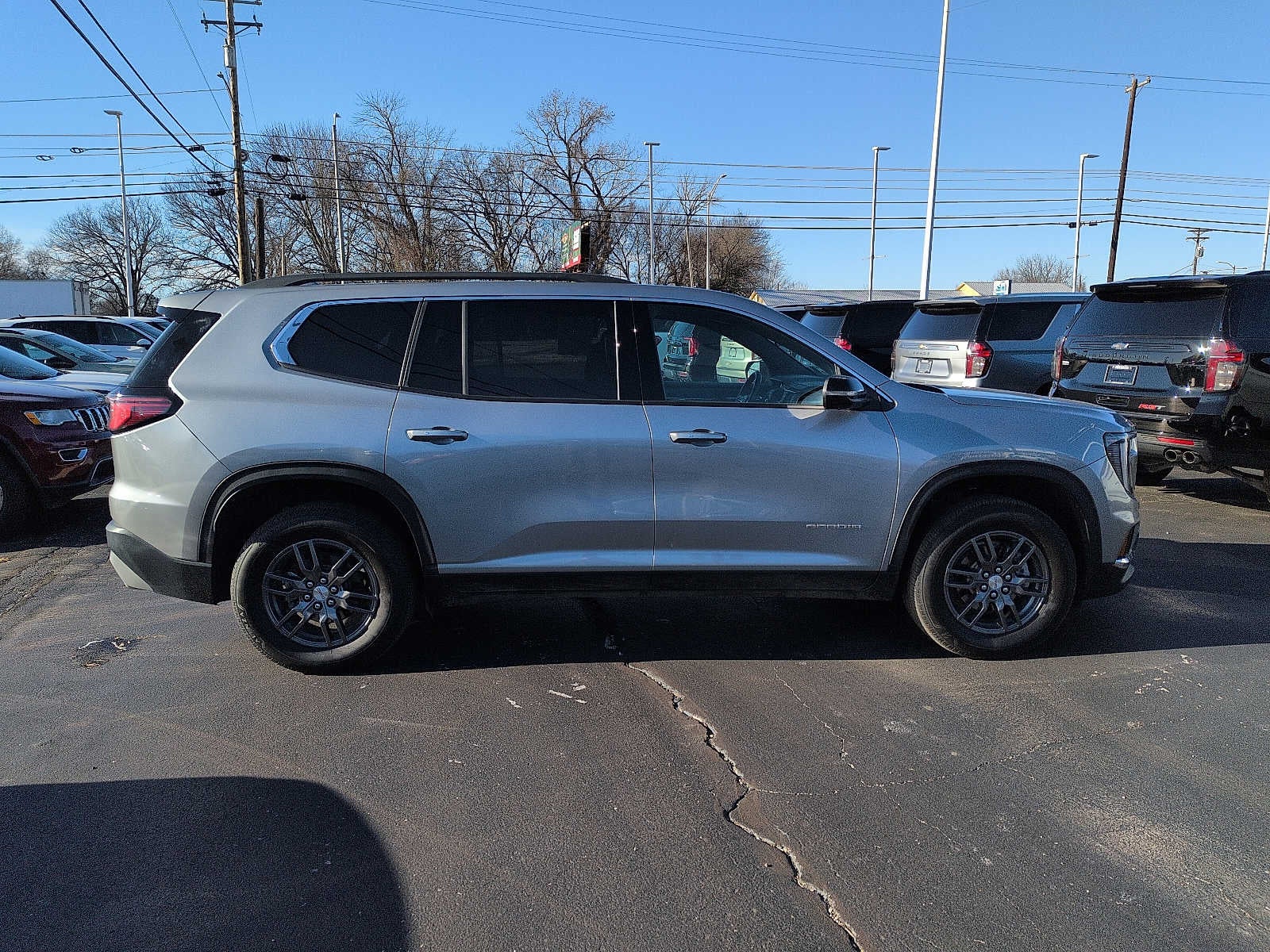 2025 GMC Acadia Elevation