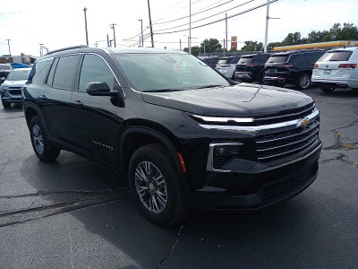 2025 Chevrolet Traverse LT