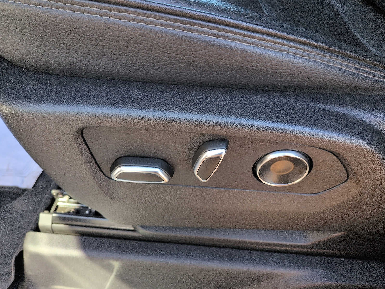 2025 GMC Sierra 3500 HD Denali