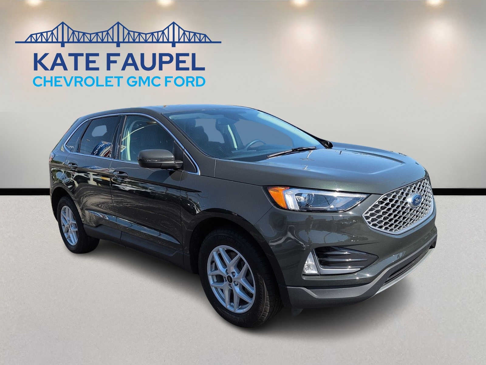 2024 Ford Edge SEL AWD's photo