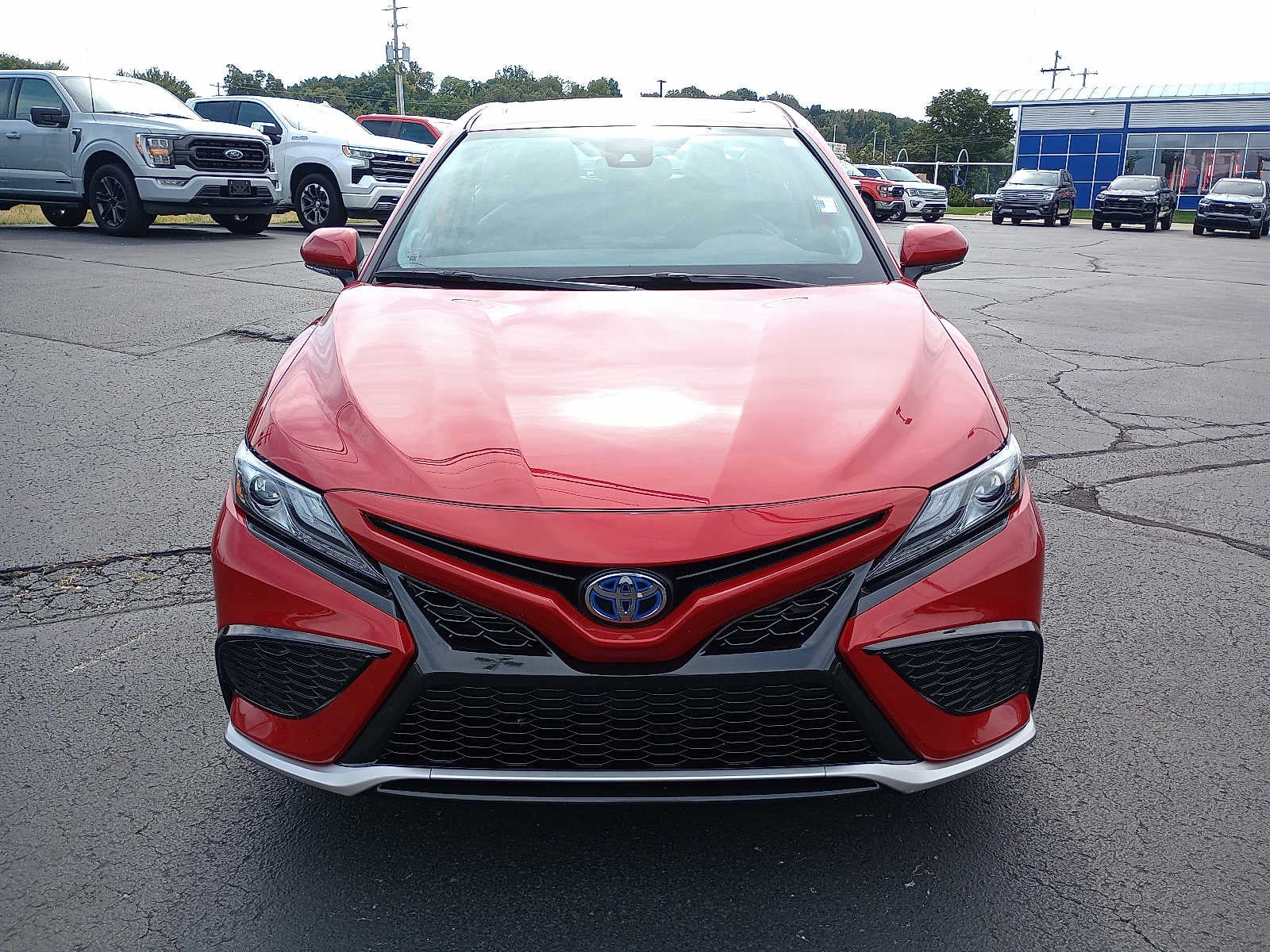 2024 Toyota Camry Hybrid XSE