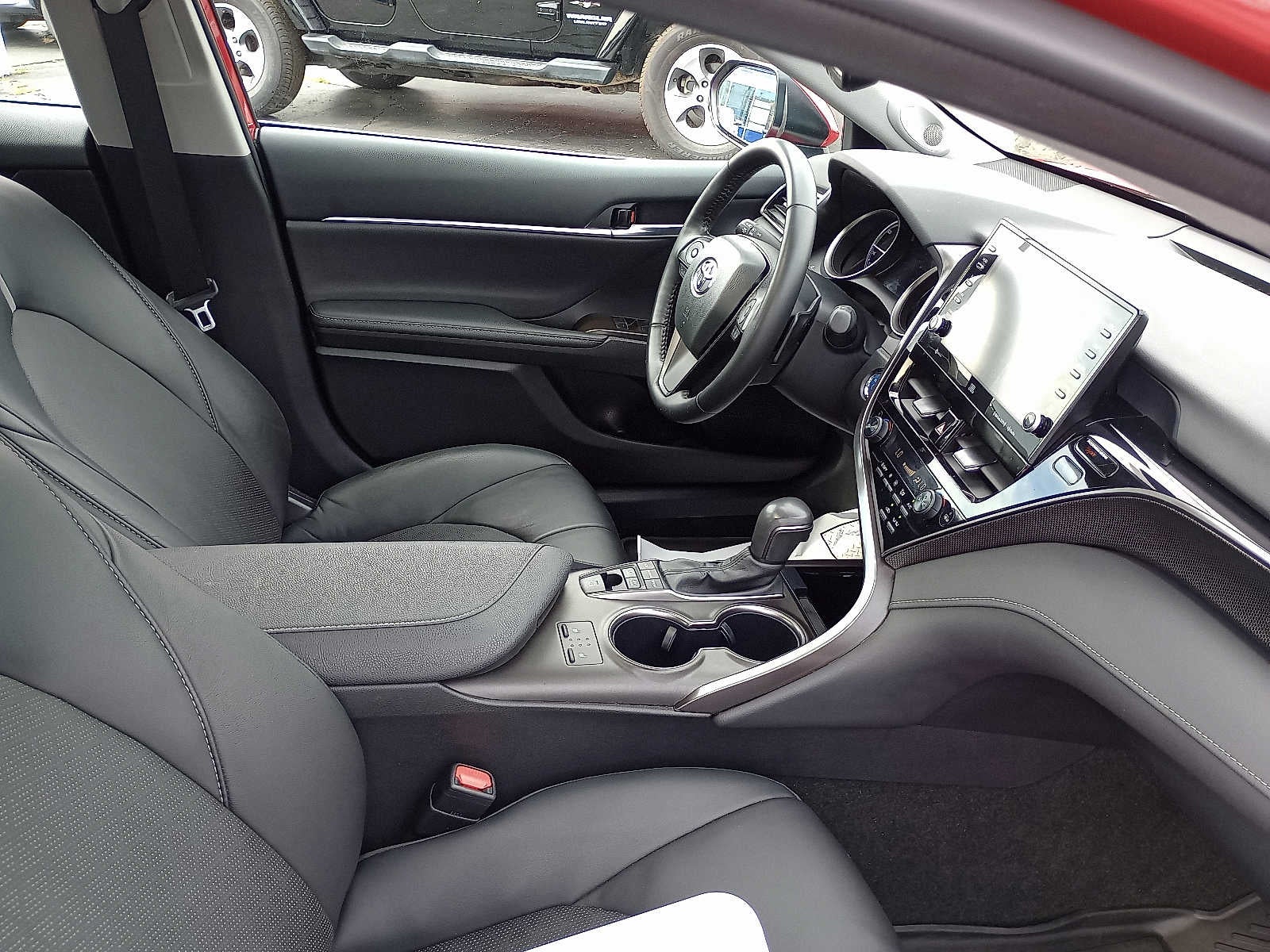 2024 Toyota Camry Hybrid XSE