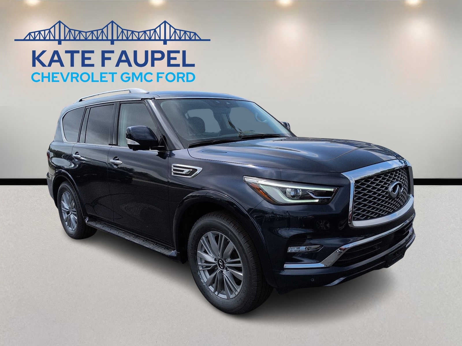 2024 INFINITI QX80 LUXE