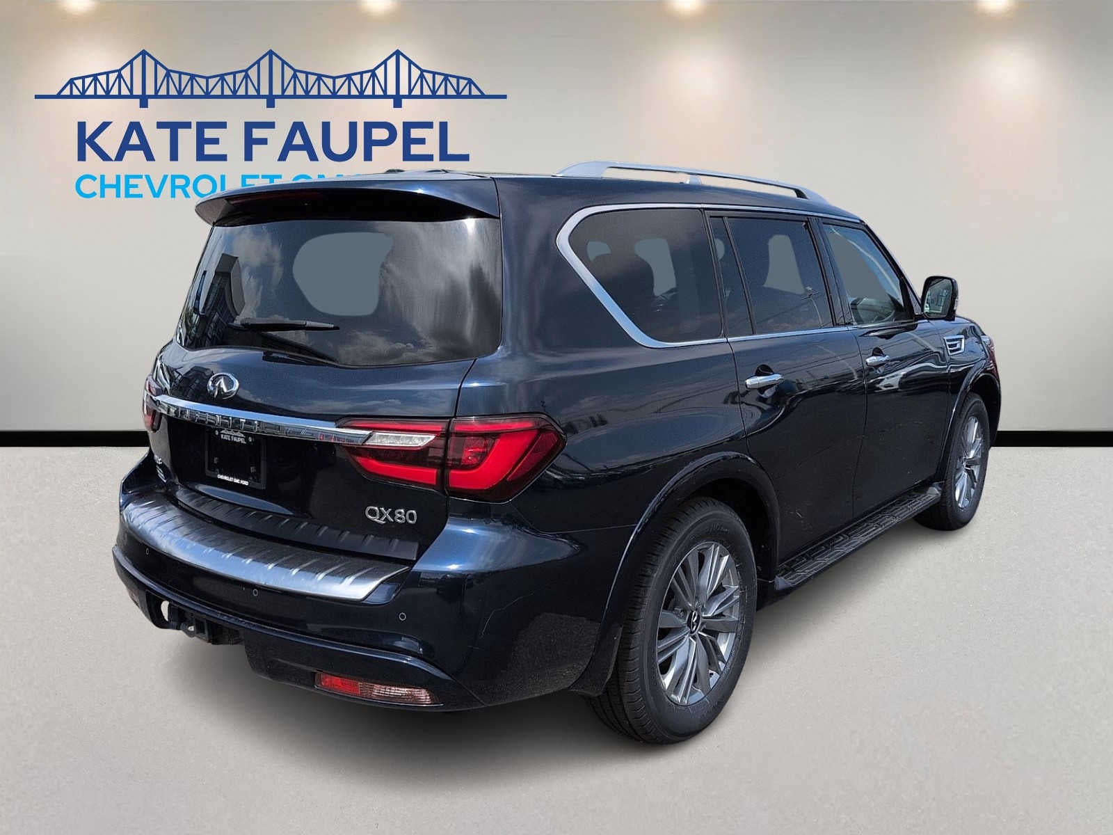 2024 INFINITI QX80 LUXE
