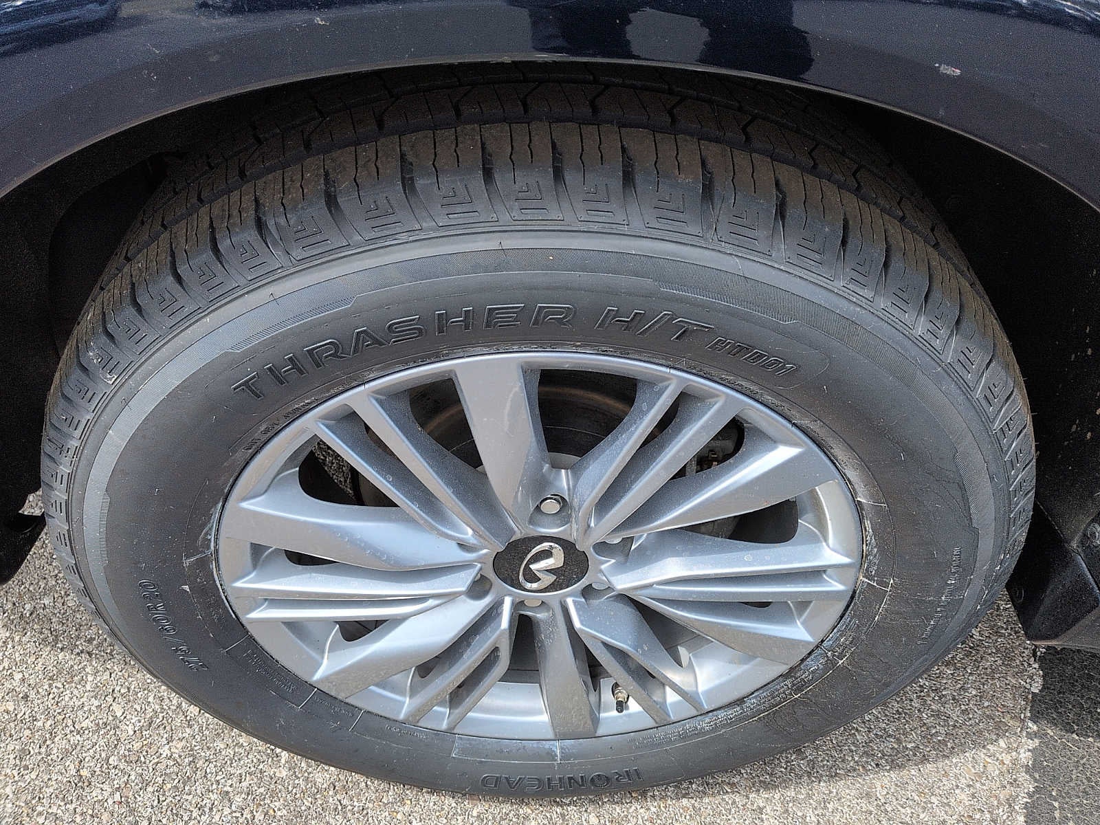 2024 INFINITI QX80 LUXE