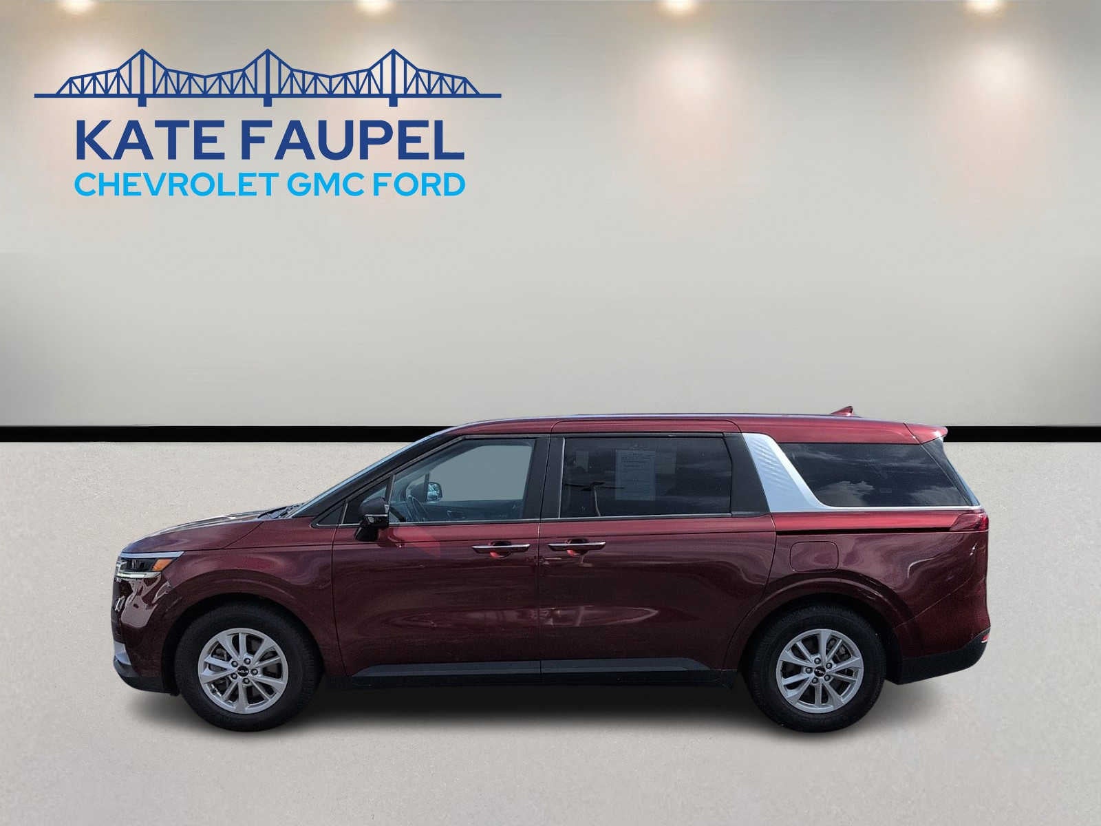 2024 Kia Carnival LX