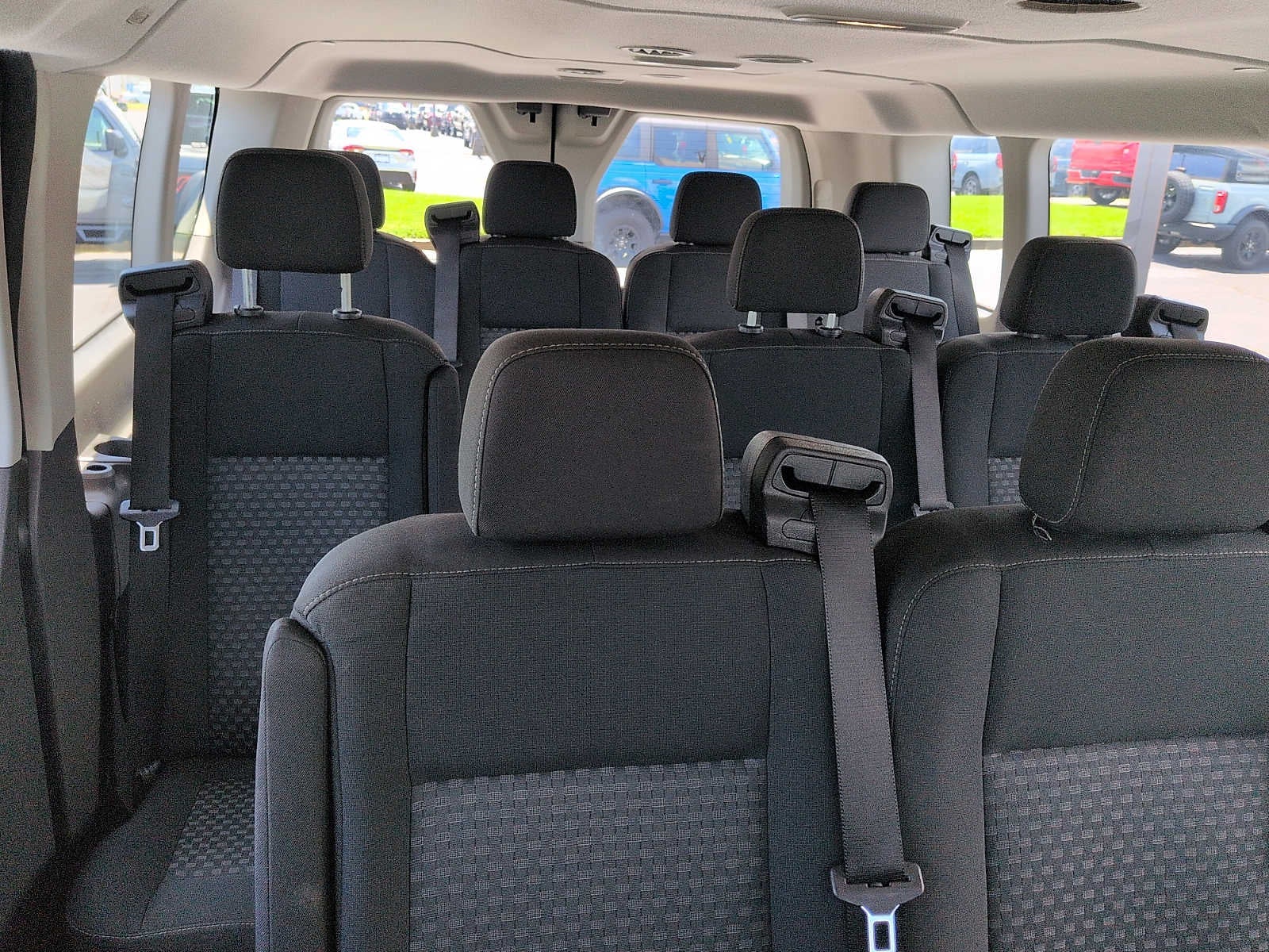 2023 Ford Transit Passenger Wagon XLT