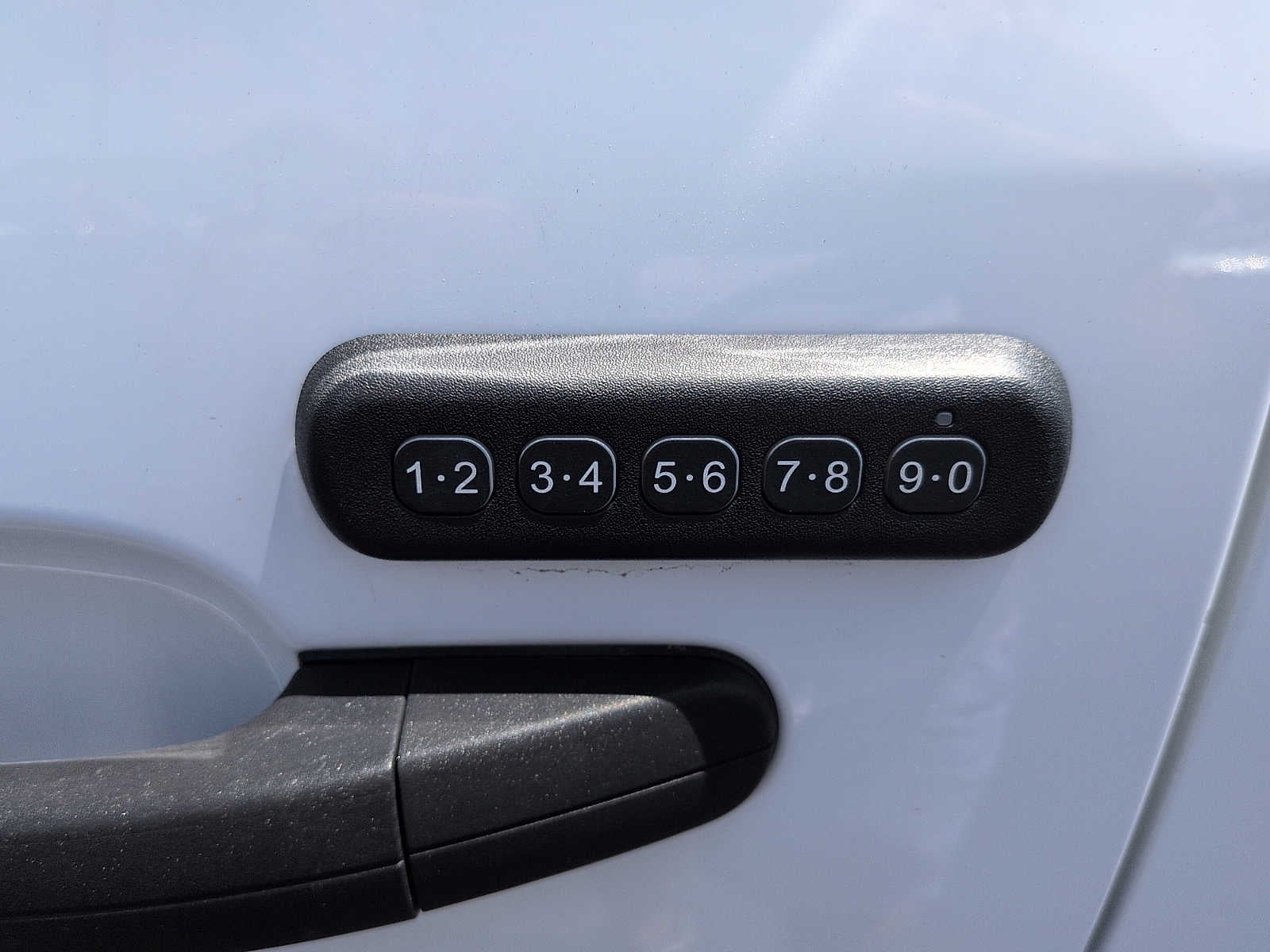 2023 Ford Transit Passenger Wagon XLT