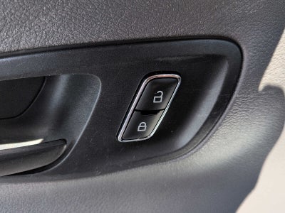 2023 Ford Transit Passenger Wagon XLT