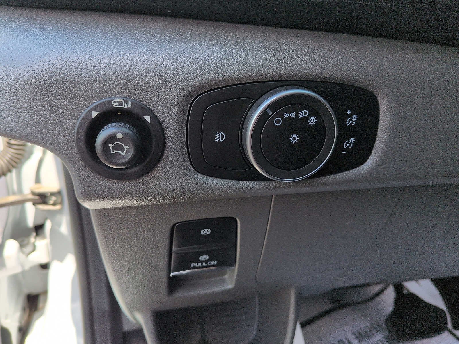 2023 Ford Transit Passenger Wagon XLT