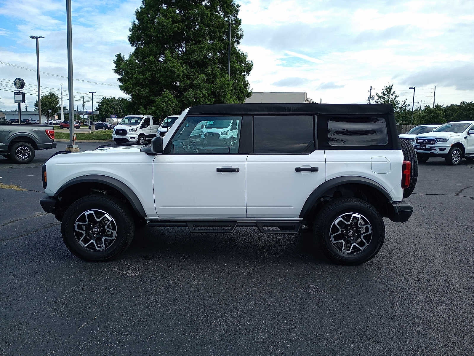 2024 Ford Bronco Black Diamond