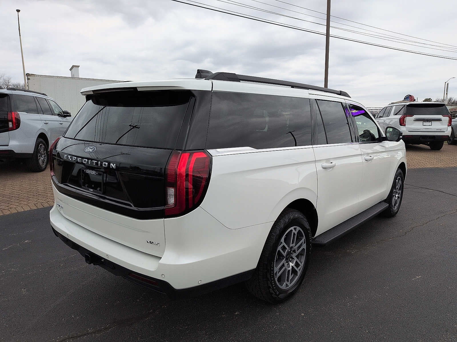 2025 Ford Expedition Max Active