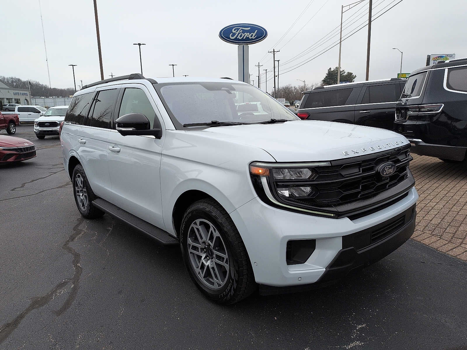 2025 Ford Expedition Active