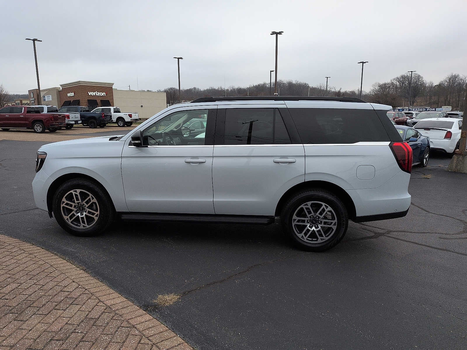 2025 Ford Expedition Active