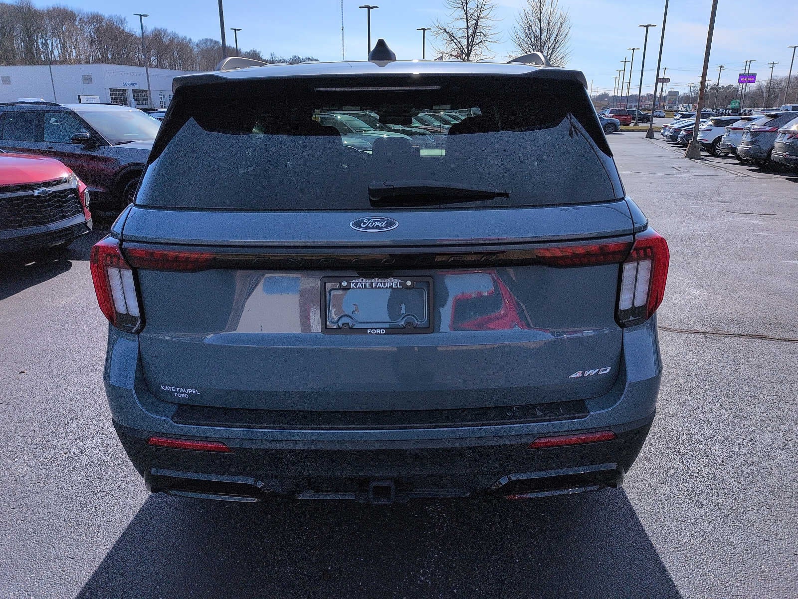 2025 Ford Explorer ST-Line