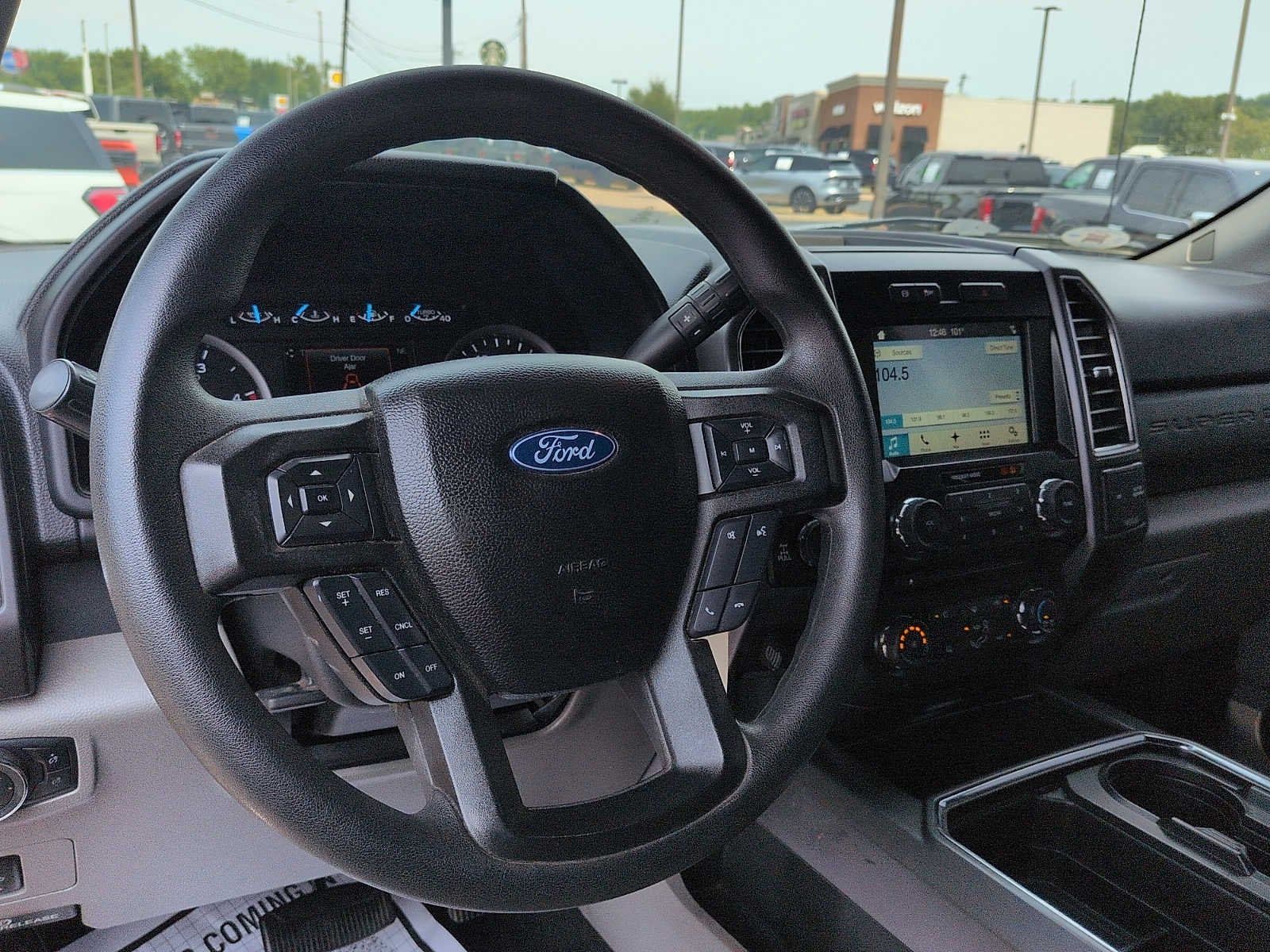 2017 Ford Super Duty F-250 Pickup XLT