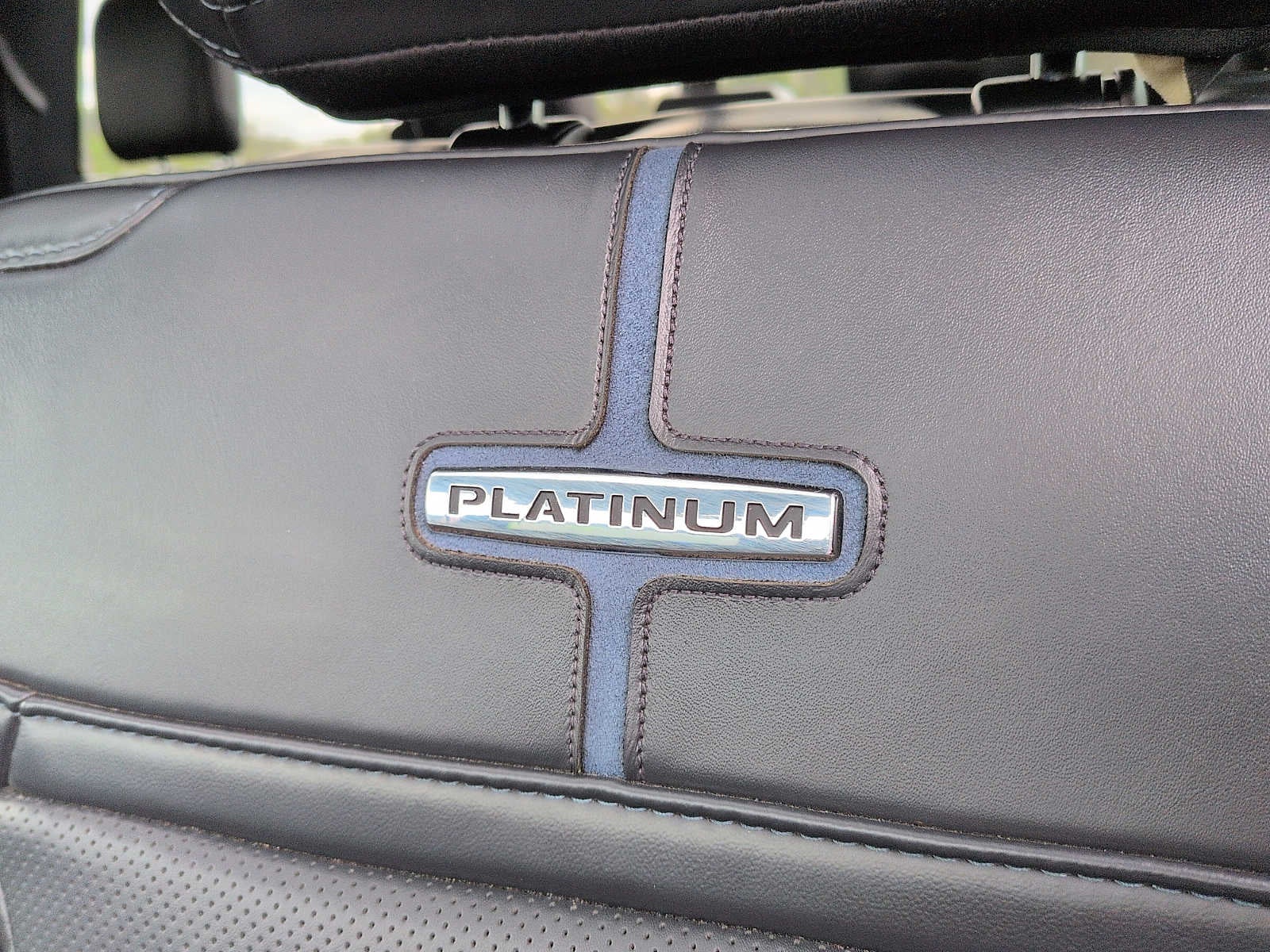 2025 Ford Super Duty F-450 Pickup Platinum