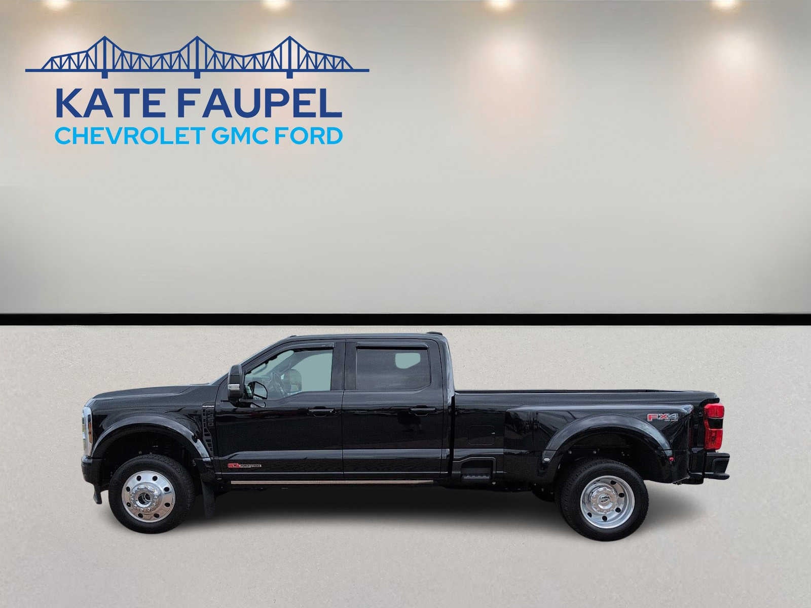 2025 Ford Super Duty F-450 Pickup Platinum