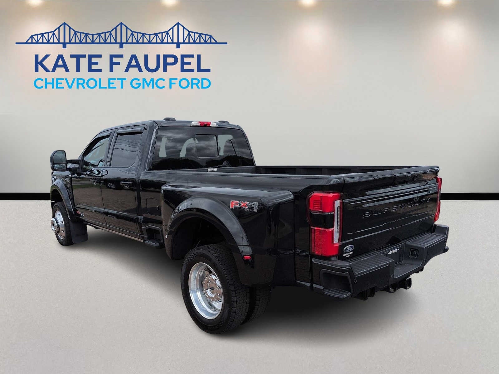 2025 Ford Super Duty F-450 Pickup Platinum