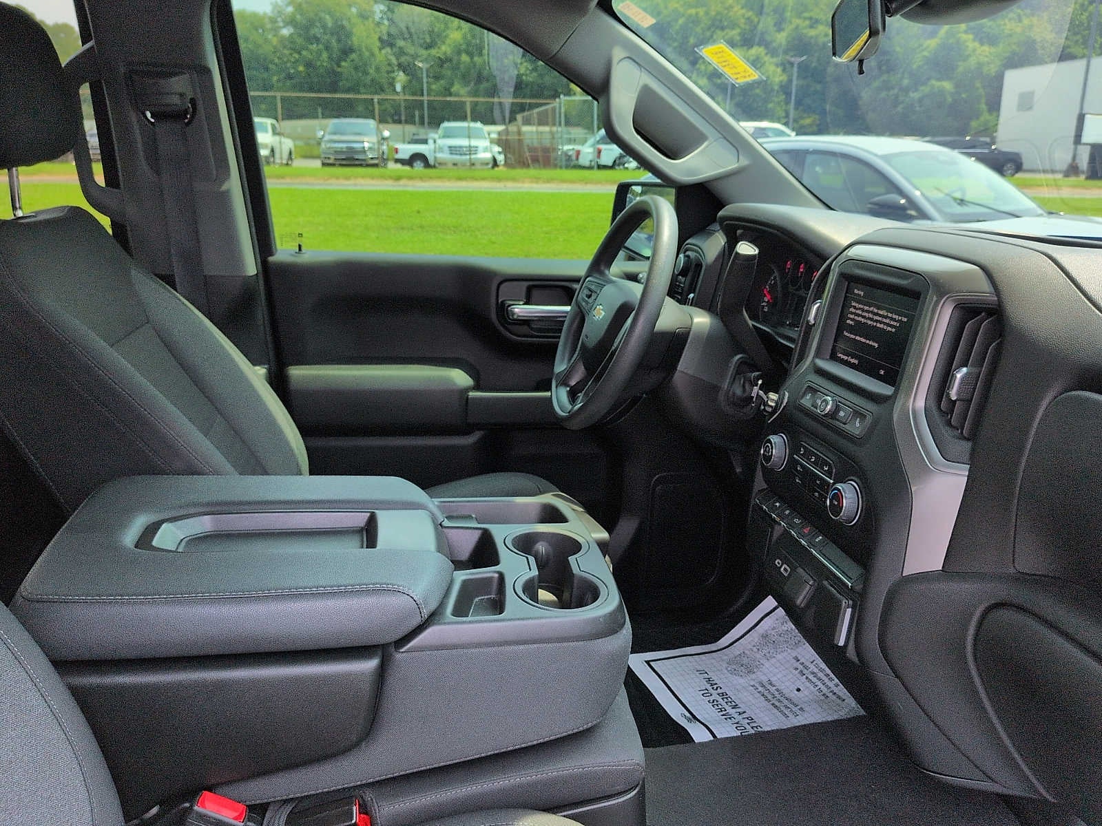 2024 Chevrolet Silverado 1500 Custom