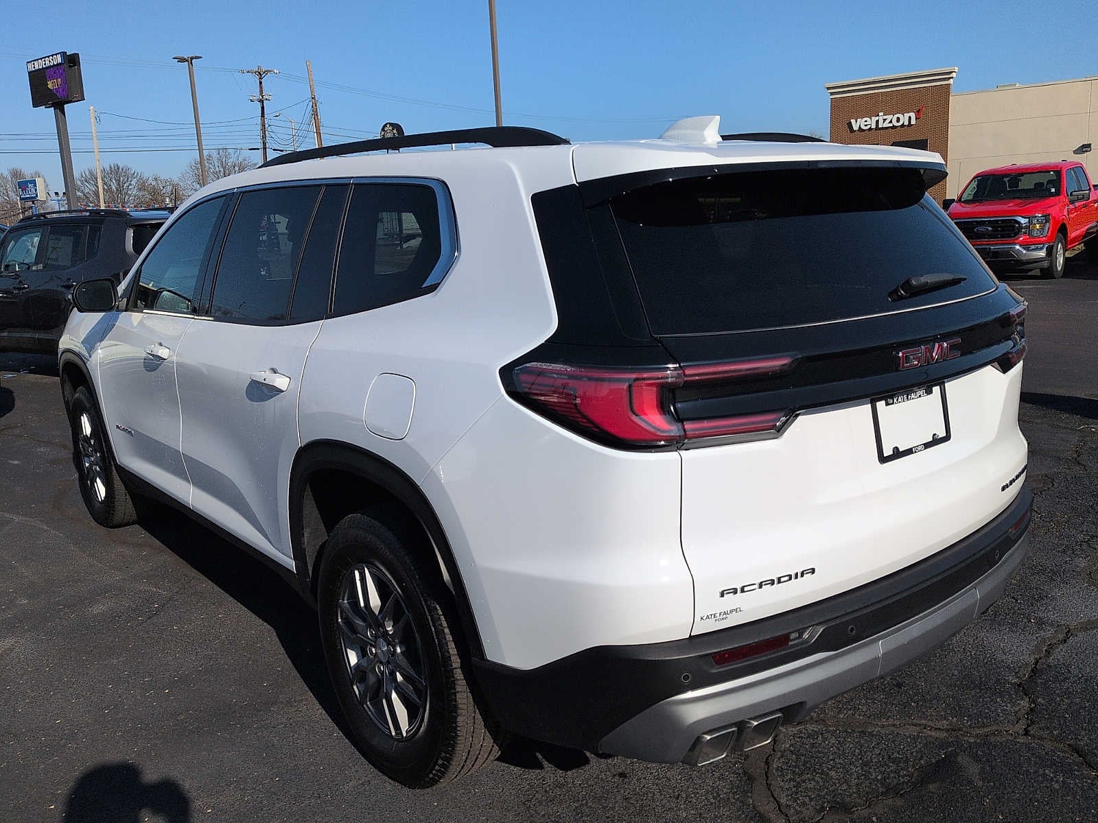 2025 GMC Acadia FWD Elevation