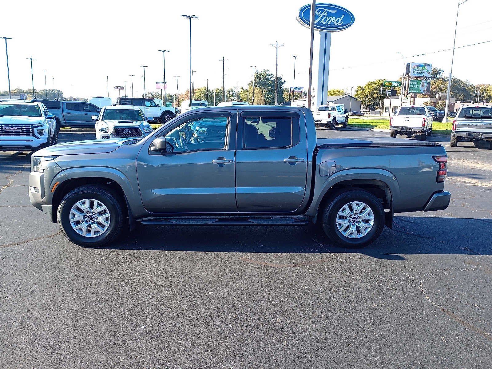 2022 Nissan Frontier SV