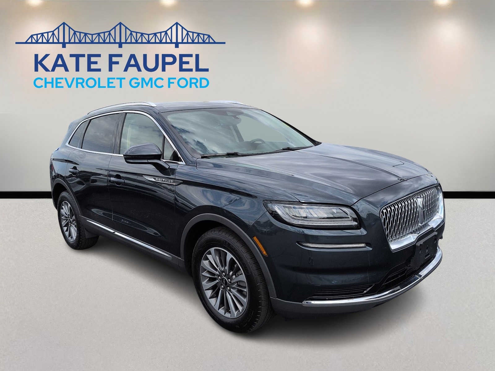 2023 Lincoln Nautilus Standard