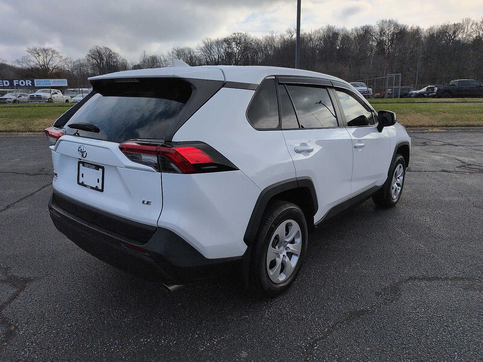 2023 Toyota RAV4 LE