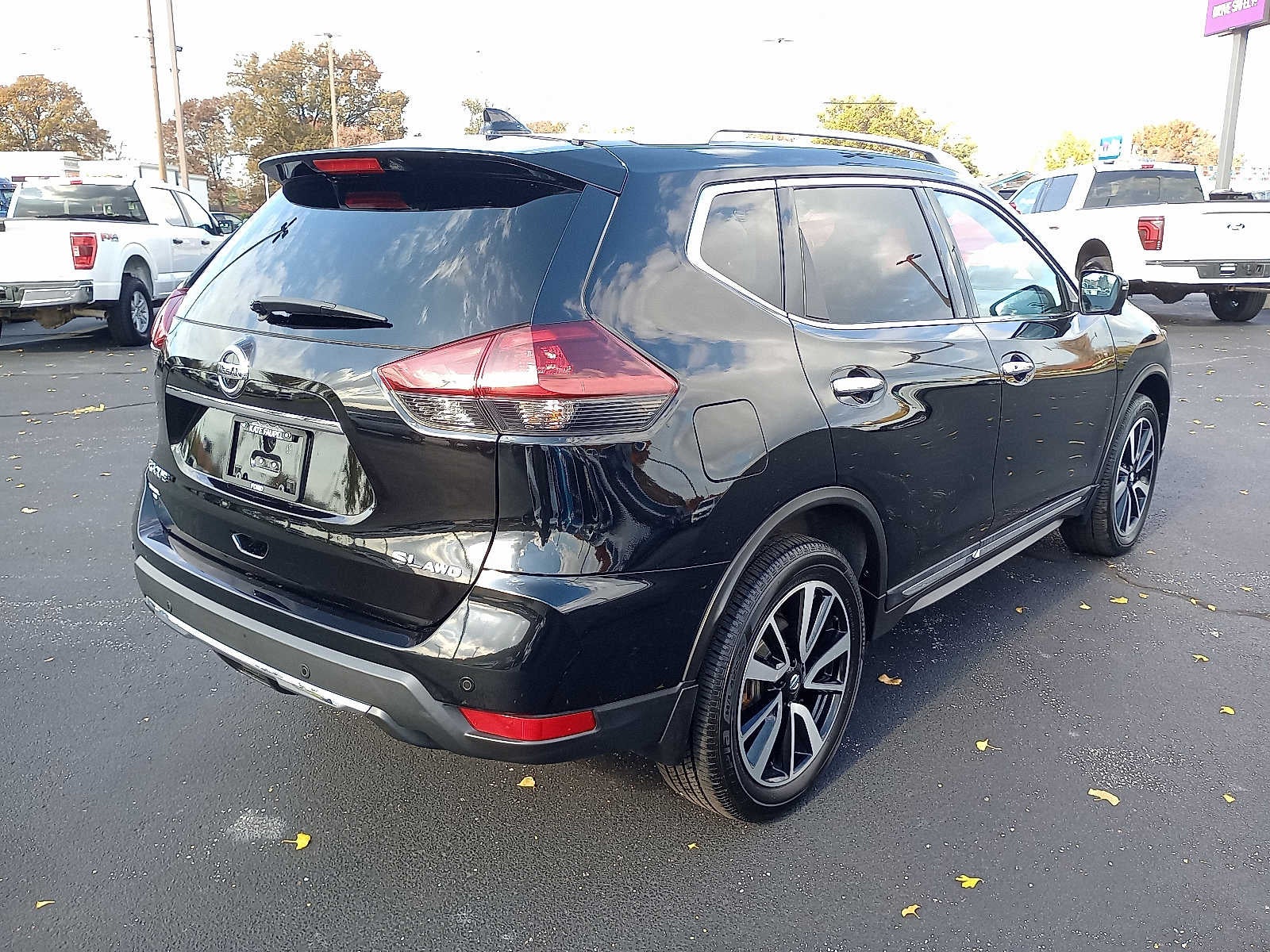 2020 Nissan Rogue SV