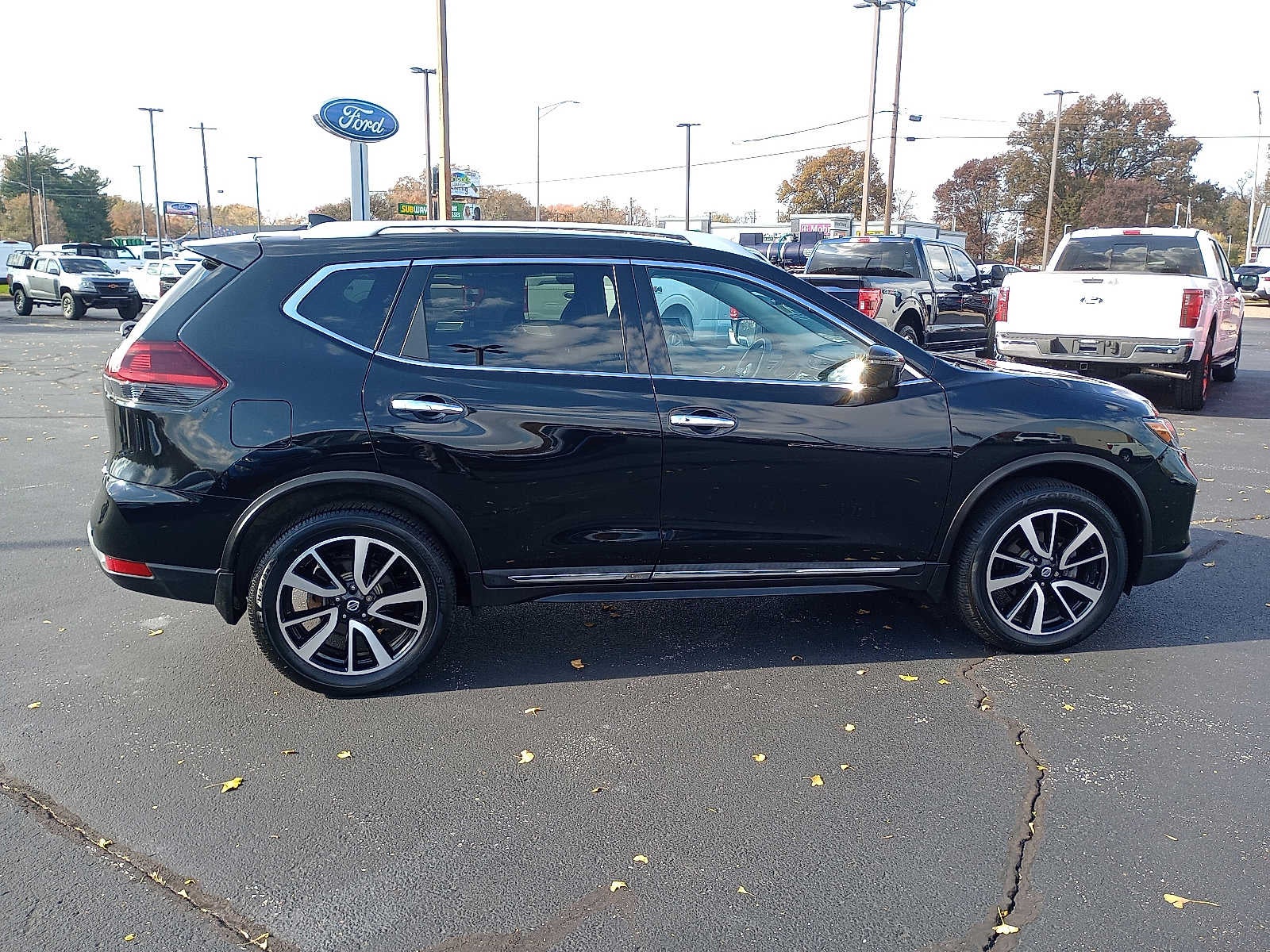 2020 Nissan Rogue SV