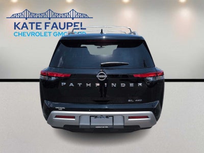 2025 Nissan Pathfinder SL