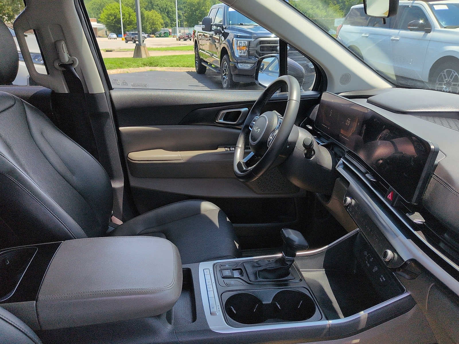 2025 Kia Carnival LXS