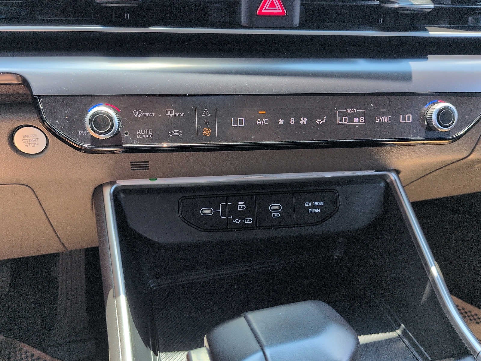 2025 Kia Carnival LXS