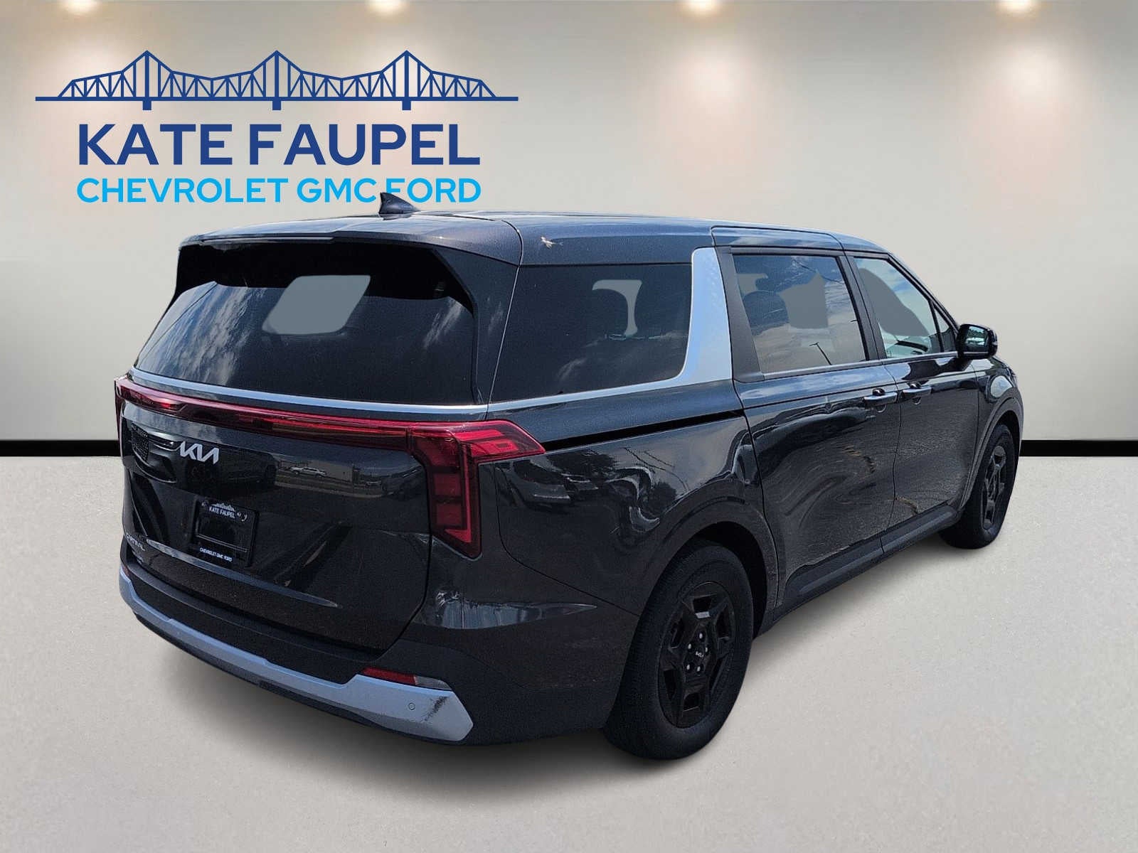 2025 Kia Carnival LXS