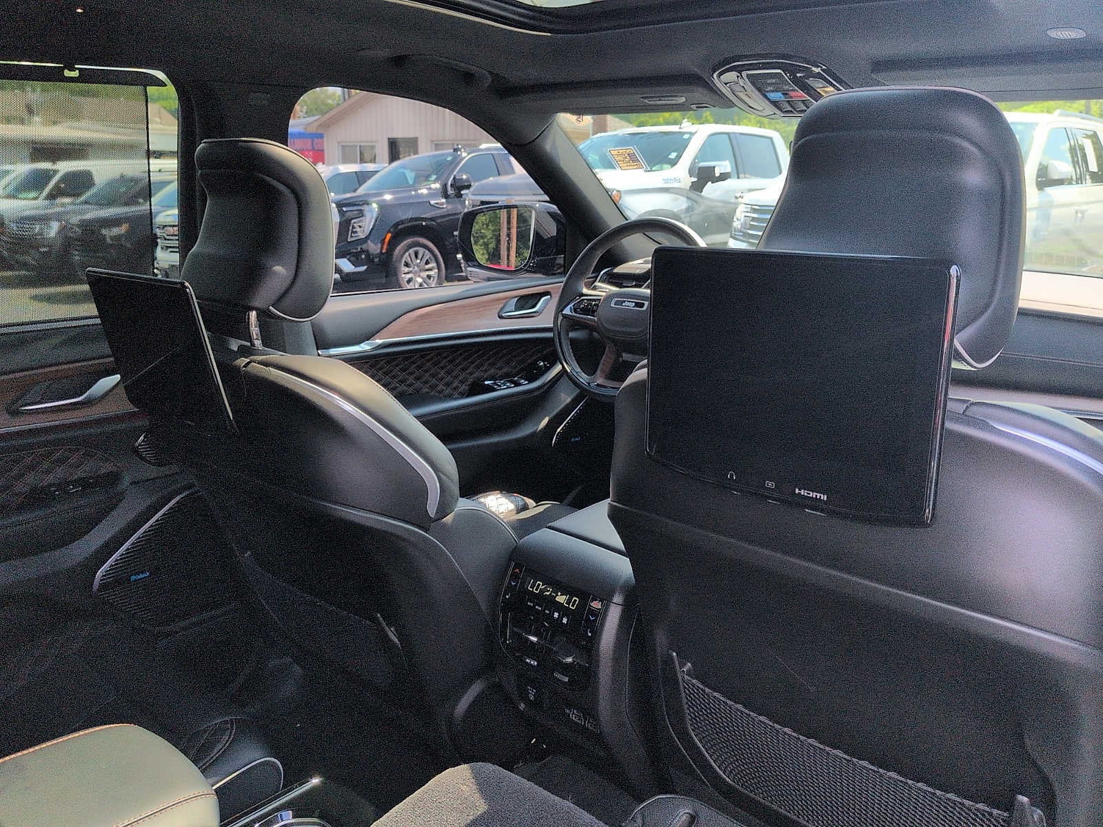 2023 Jeep Grand Cherokee L Summit
