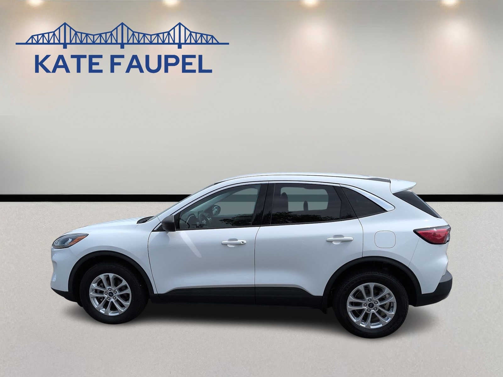 2022 Ford Escape SE Hybrid