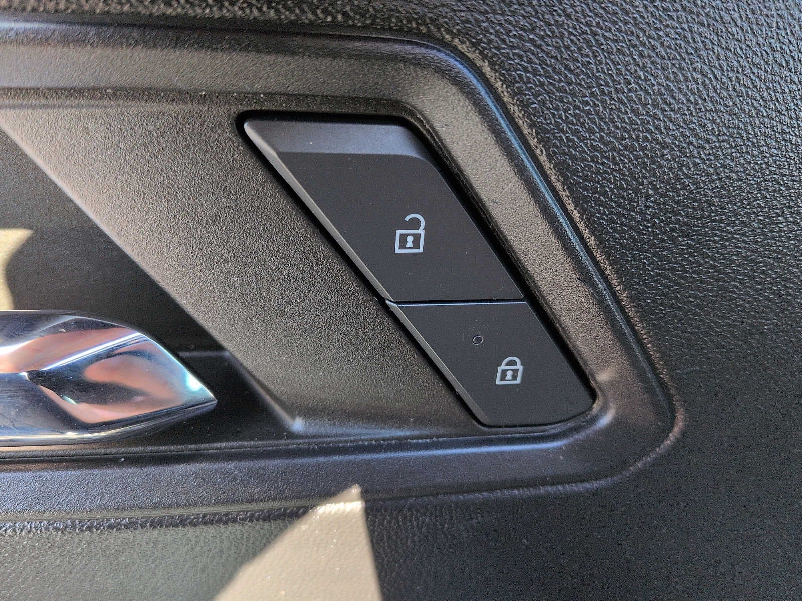 2023 Chevrolet Colorado LT - Photo 14