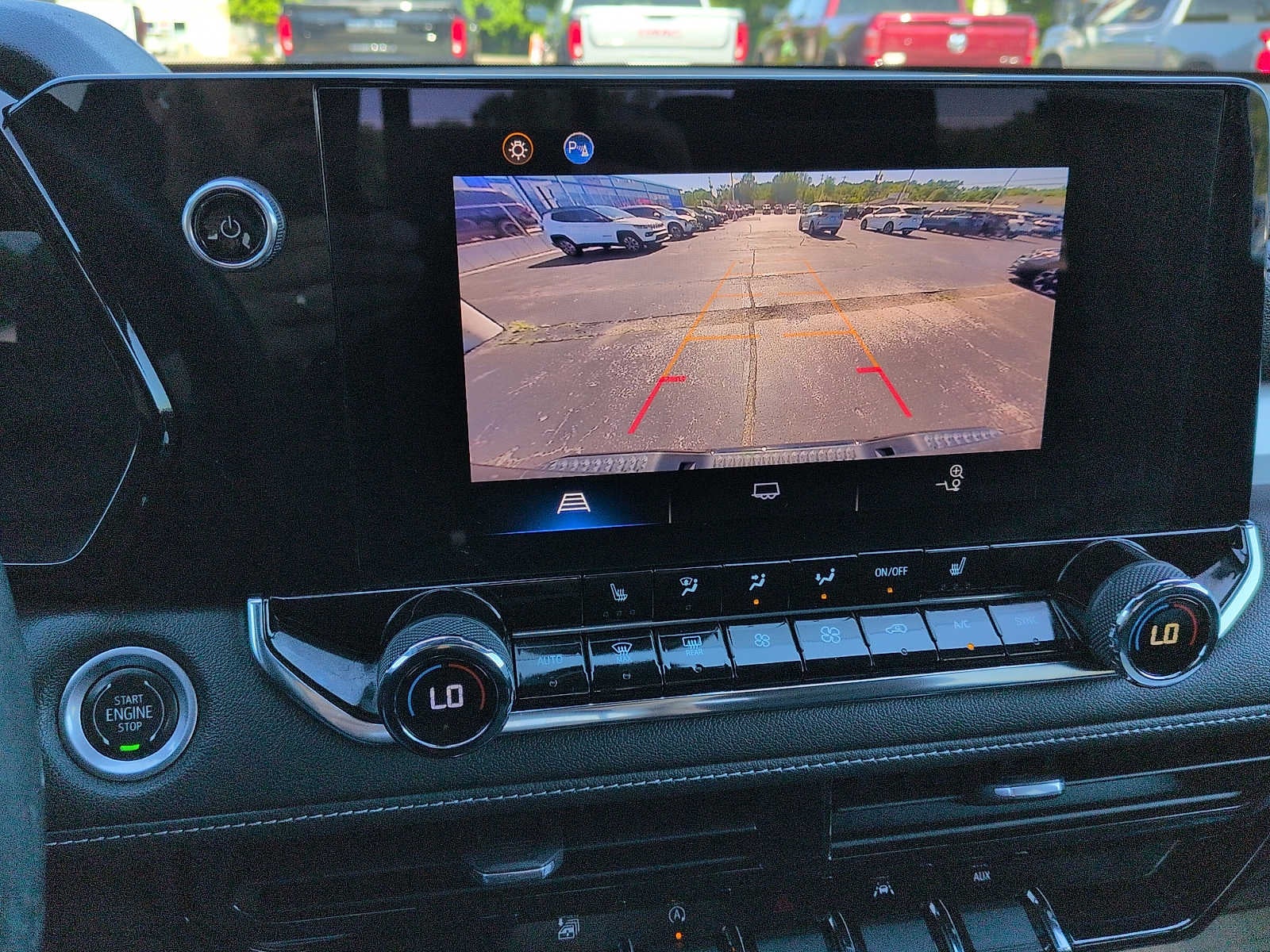 2023 Chevrolet Colorado LT - Photo 19