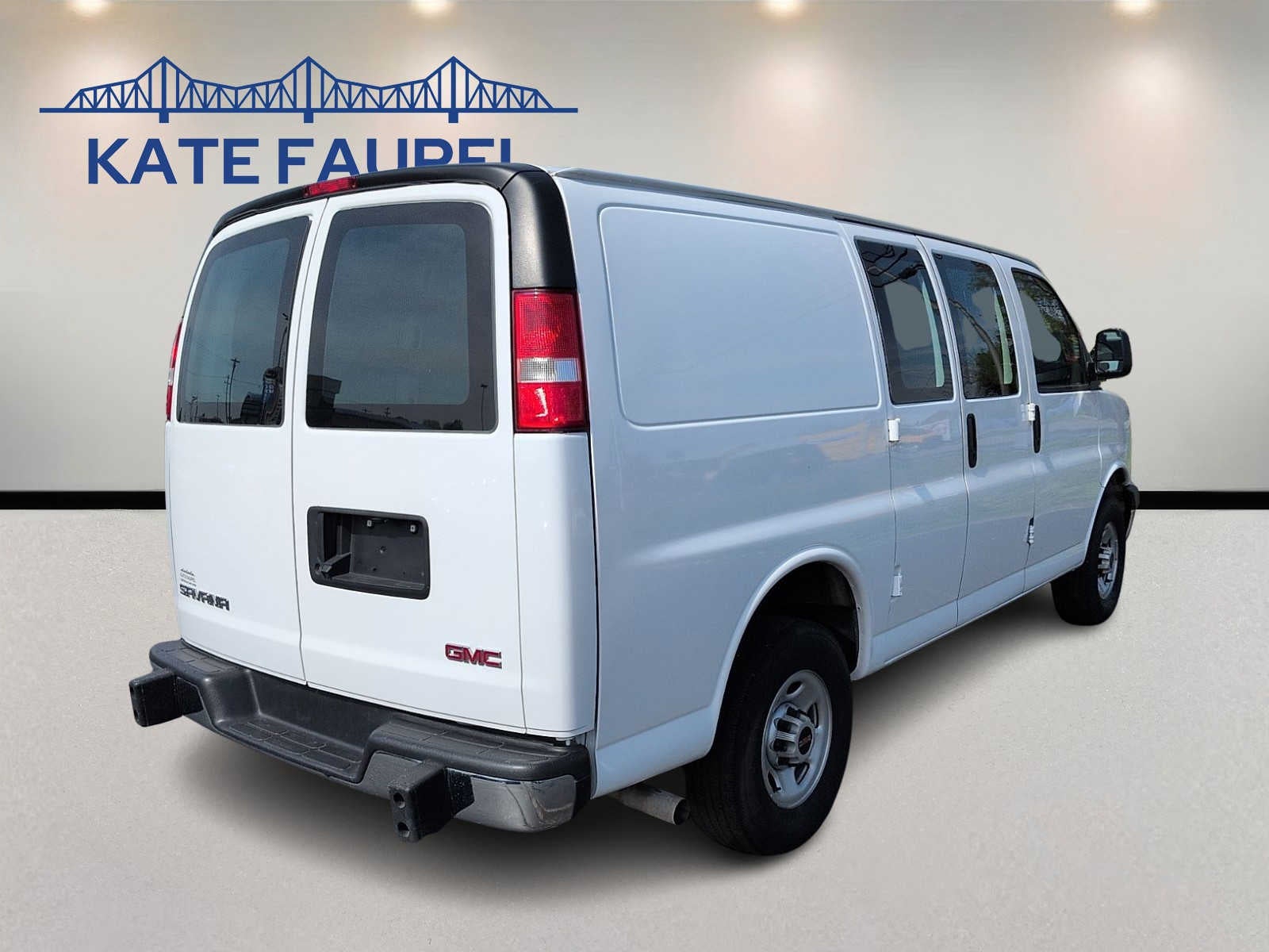 2024 GMC Savana Cargo 2500 Work Van