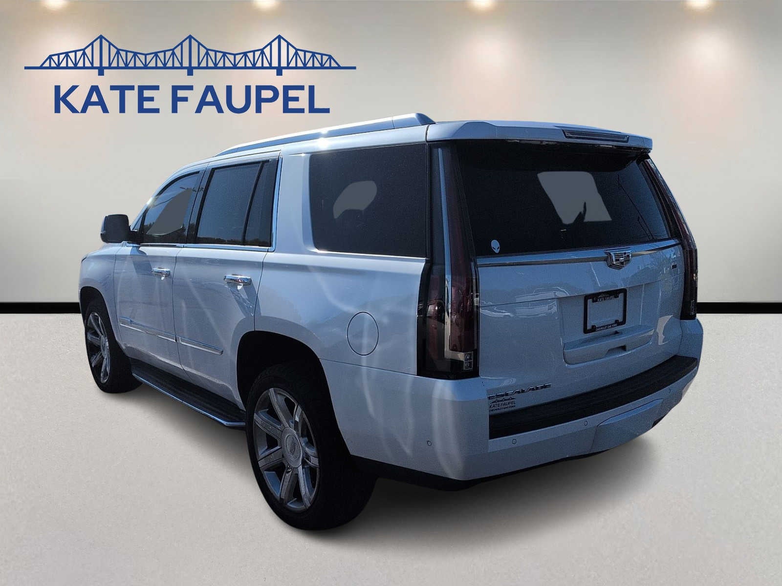 2017 Cadillac Escalade Luxury